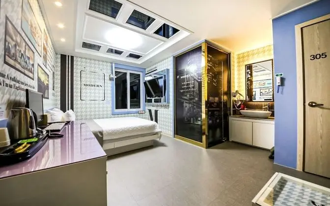 Oda (Standard - Breakfast (Netflix availab)