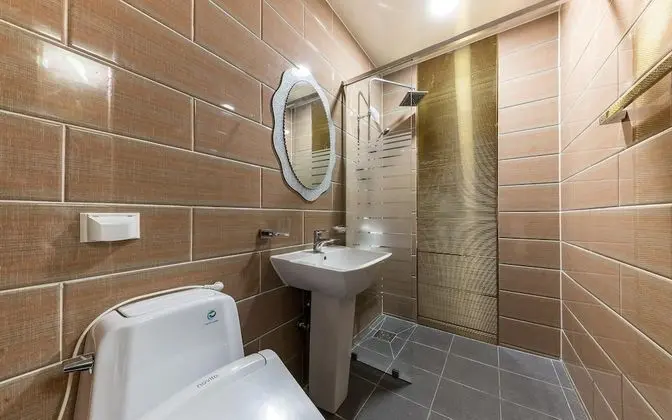 Oda (Standard - Breakfast (Netflix availab)