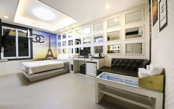 Oda (Standard - Breakfast (Netflix availab)