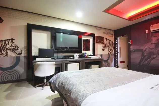 Oda (VIP room (net Netflix available))