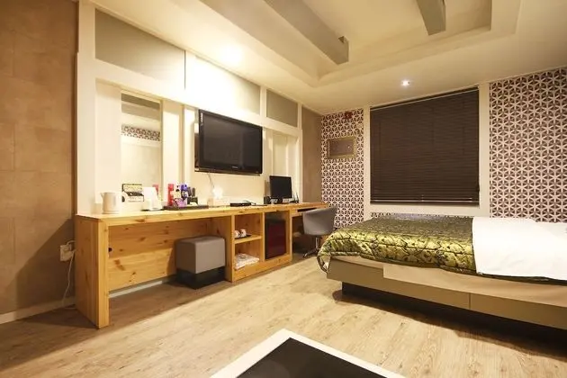 Oda (VIP room (net Netflix available))