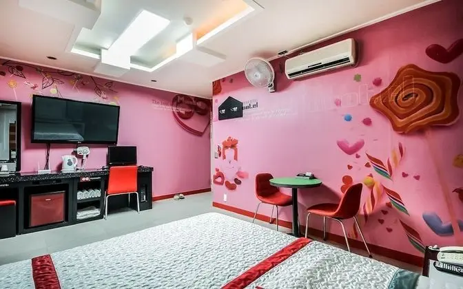 Oda (Special Room (Netflix))