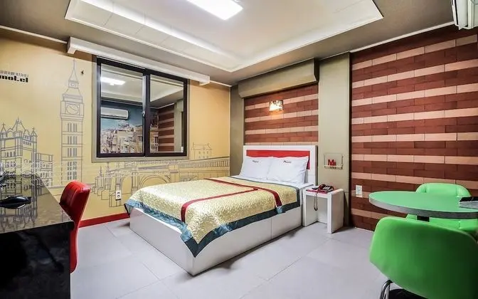 Oda (Standard room (Netflix available))