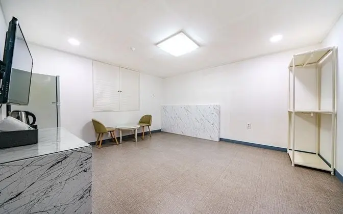 Oda (Deluxe (Double Single Ondol/Two Room))