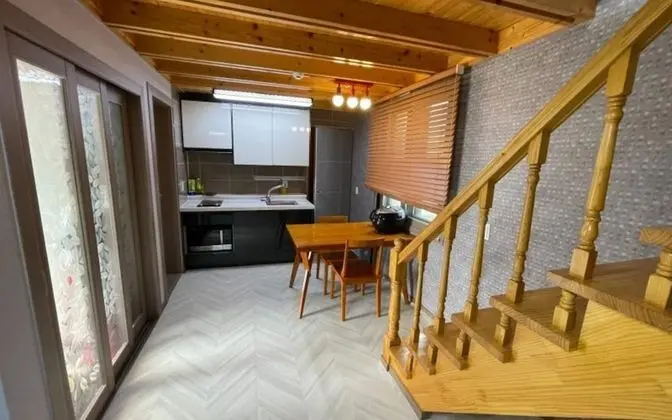 Oda (Separate house)