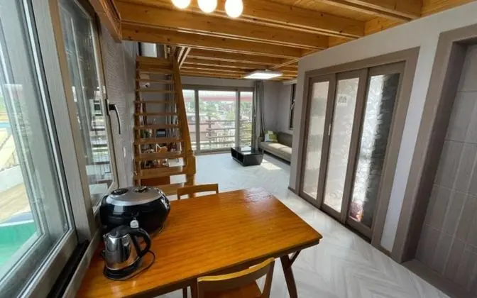 Oda (Separate house)