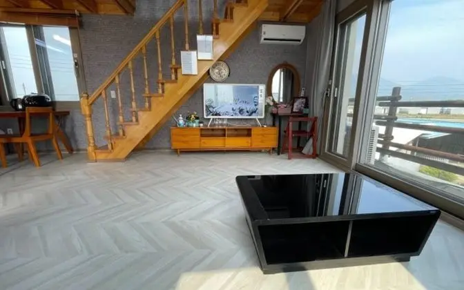 Oda (Separate house)