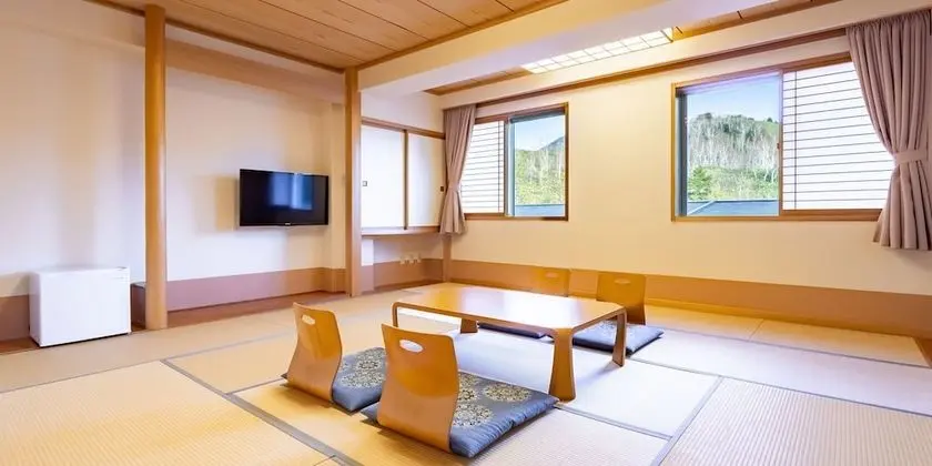 Traditional Oda, Sigara İçilmez, Ortak Banyo (13 Tatami-mat Japanese, w/ Toilet)