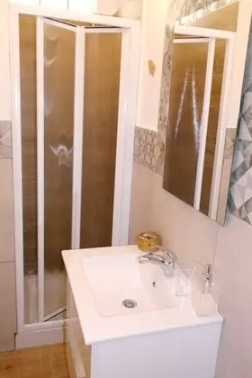 Tek Büyük Yataklı Oda, 1 Büyük (Queen) Boy Yatak, Banyolu/Duşlu