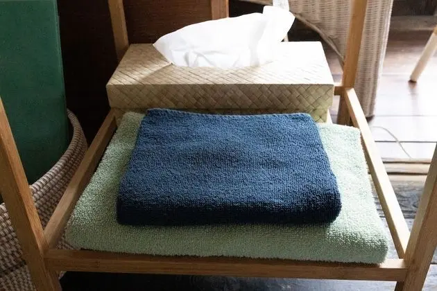 Basic Tek Büyük veya İki Ayrı Yataklı Oda, Ortak Banyo