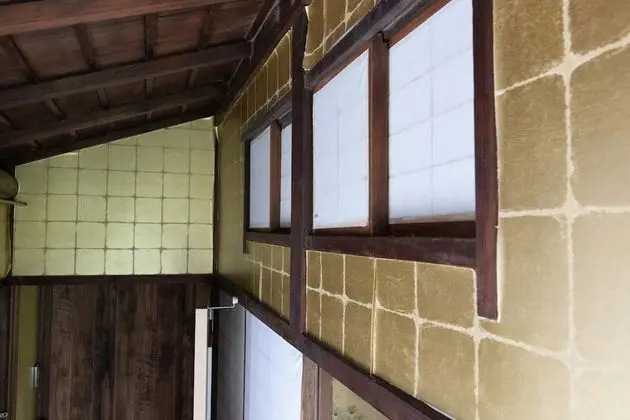 Basic Tek Büyük veya İki Ayrı Yataklı Oda, Ortak Banyo