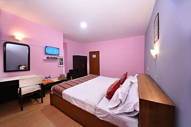 Deluxe Tek Büyük veya İki Ayrı Yataklı Oda