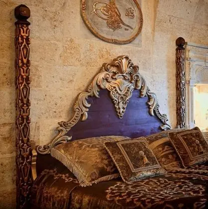Signature Suite