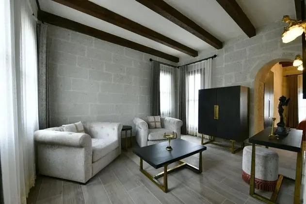 Signature Suite