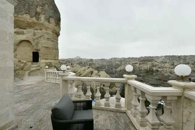 Signature Suite