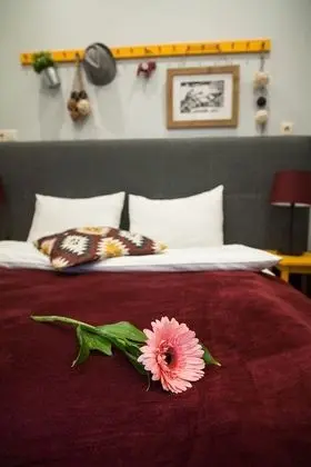 Standard Tek Büyük Yataklı Oda
