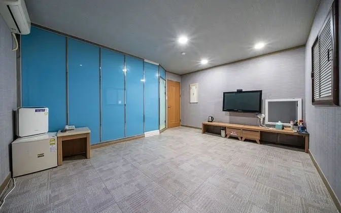 Oda (Korean Room (Ondol))