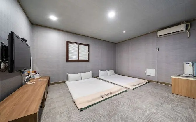 Oda (Korean Room (Ondol))