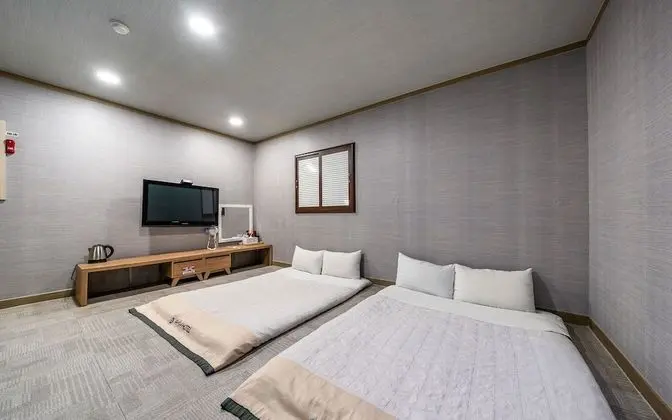 Oda (Korean Room (Ondol))