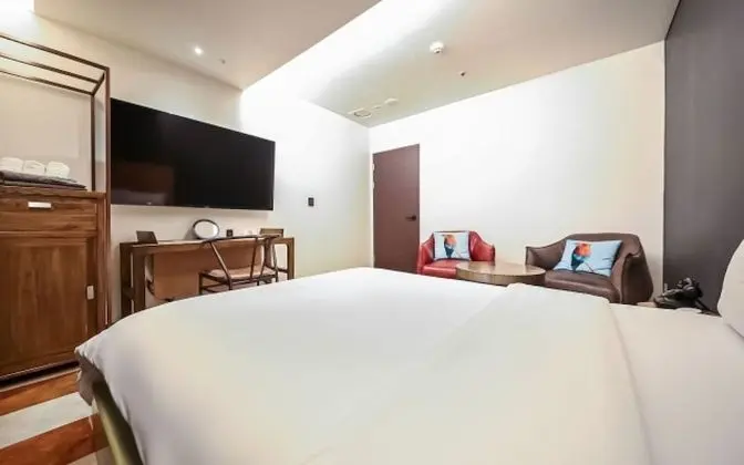 Oda (Walking Deal - Special Room (Netflix )