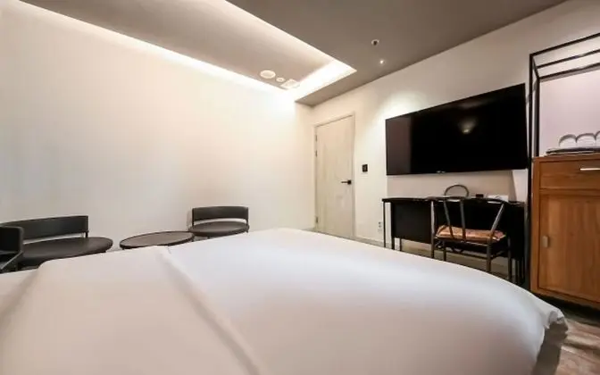 Oda (Walking Deal - Standard Room (Netflix)