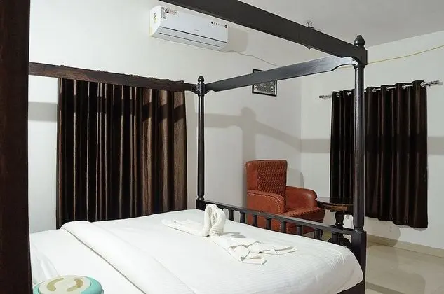 Deluxe Tek Büyük Yataklı Oda, 1 En Büyük (King) Boy Yatak, Havuz Manzaralı