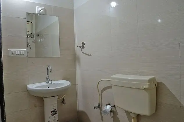 Family Tek Büyük veya İki Ayrı Yataklı Oda, 2 Çift Kişilik Yatak, Bahçe Manzaralı