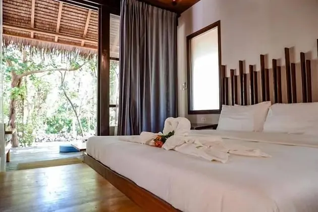 Villa (Forest 1)
