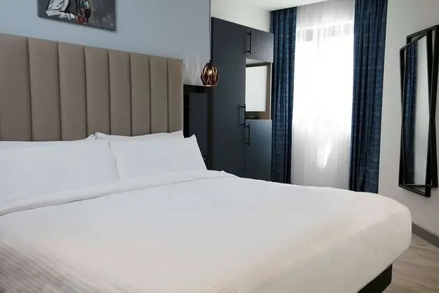 Standard Oda, 1 Çift Kişilik Yatak, Sigara İçilmez (Shower Only)