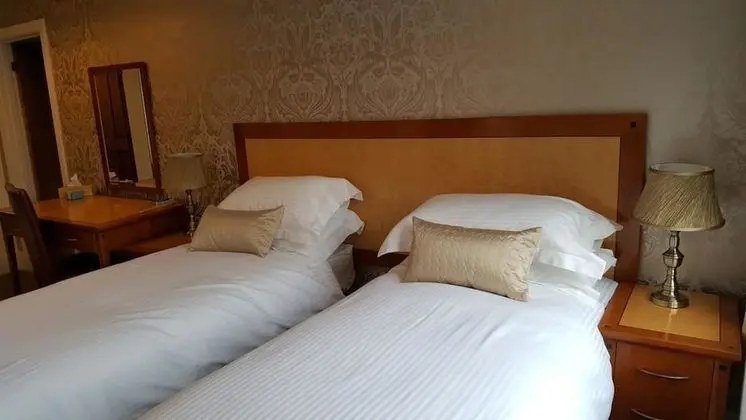 Tek Büyük veya İki Ayrı Yataklı Oda, Banyolu/Duşlu (Aaron Room)