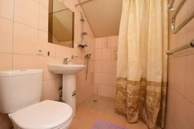 Standard Üç Kişilik Oda, Özel Banyo