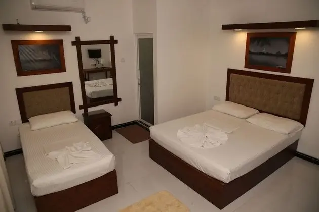 Standard Üç Kişilik Oda, Birden Çok Yatak, Sigara İçilmez, Bahçe Manzaralı