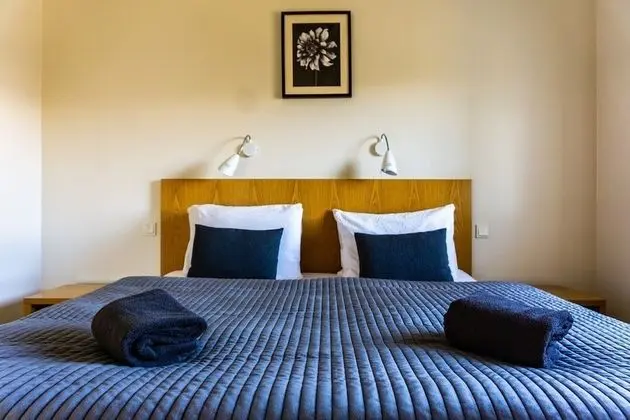 Ev, 3 Yatak Odası, Sıcak Su Havuzu