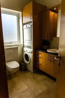 Ev, 3 Yatak Odası, Sıcak Su Havuzu