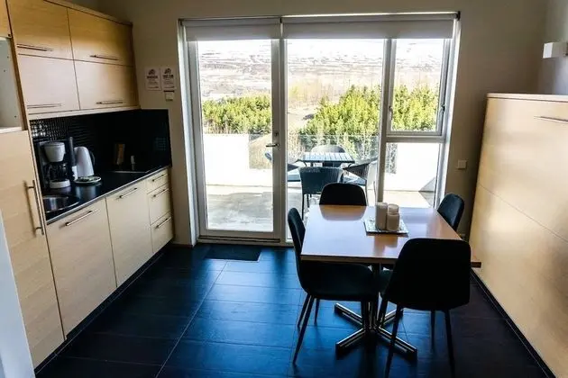 Stüdyo, Sıcak Su Havuzu