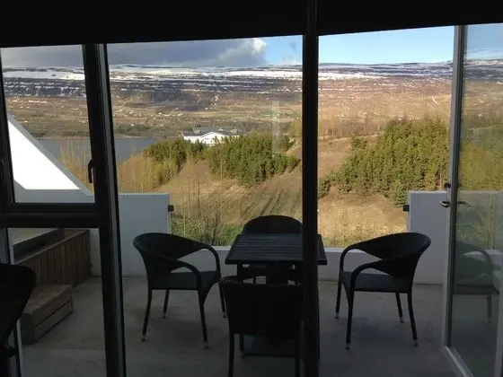 Stüdyo, Sıcak Su Havuzu