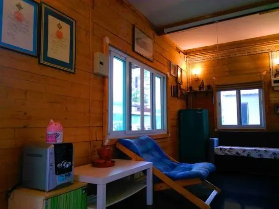 Basic Bungalow for 10 People