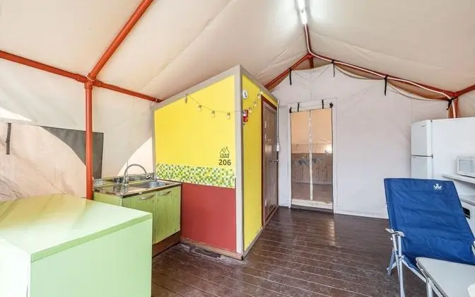 Oda (Emotional Glamping)