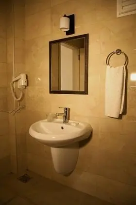 1+1 Aile Odası,balkonlu - Küvetli