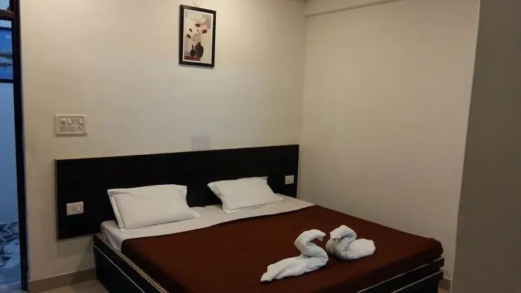 Deluxe Tek Büyük veya İki Ayrı Yataklı Oda, 1 Çift Kişilik Yatak, Sigara İçilebilir, Şehir Manzaralı