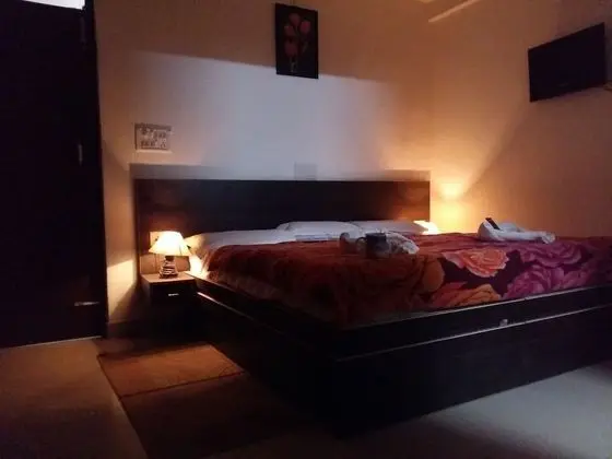 Standard Tek Büyük Yataklı Oda, 1 Büyük (Queen) Boy Yatak, Sigara İçilebilir, Şehir Manzaralı