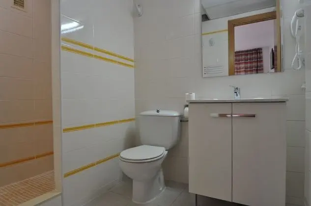 Basic Üç Kişilik Oda, Şehir Manzaralı
