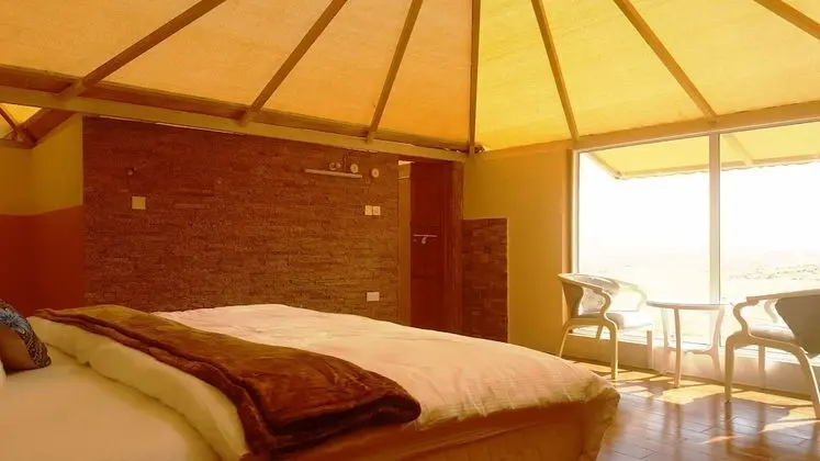 Tek Büyük veya İki Ayrı Yataklı Oda, Sigara İçilmez