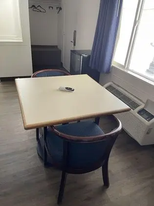 Standard Oda, 1 En Büyük (King) Boy Yatak