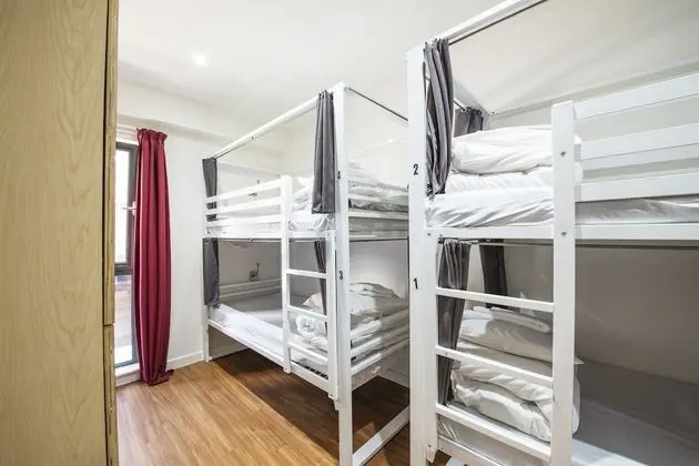 Ortak Ranzalı Oda (4 people)