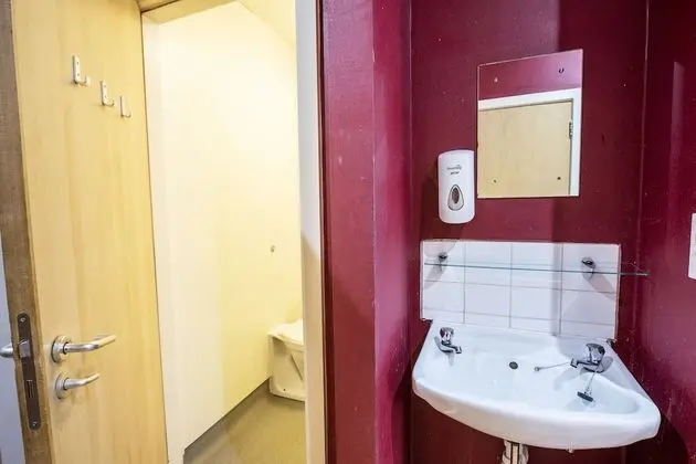 Ortak Ranzalı Oda (6 people)