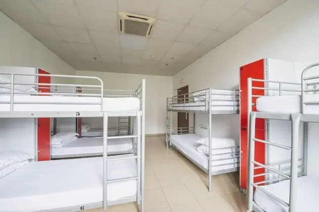 Ortak Ranzalı Oda, Karma Ranzalı Oda (1 Bed in a 10-Bed Dormitory Room)