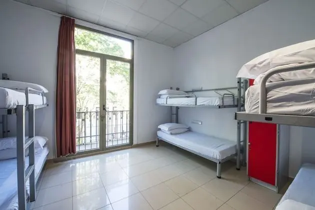 Ortak Ranzalı Oda, Karma Ranzalı Oda (1 Bed in a 8-Bed Dormitory Room)