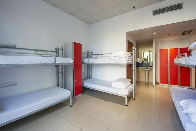 Ortak Ranzalı Oda, Karma Ranzalı Oda (1 Bed in a 8-Bed Dormitory Room)