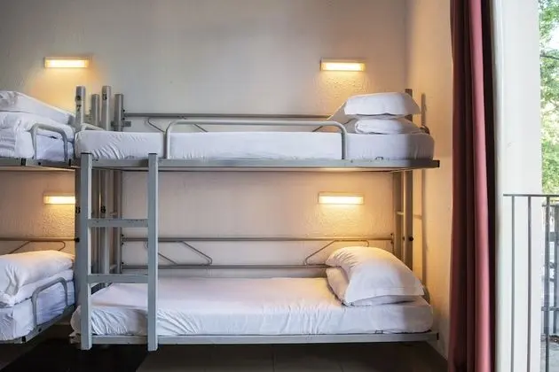 Ortak Ranzalı Oda, Karma Ranzalı Oda (1 Bed in a 8-Bed Dormitory Room)